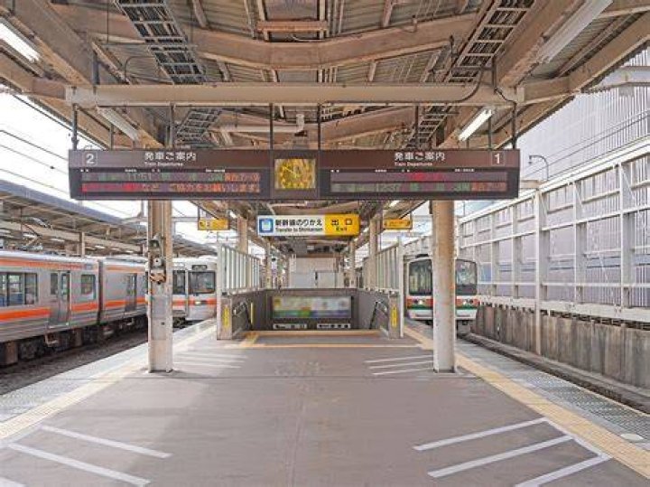 浜松駅から磐田駅へ：所要時間・乗り換え・料金の見取り図